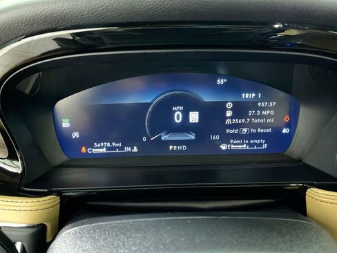 Used 2021 Lincoln Corsair Reserve w/ Equipment Group 201A image 15