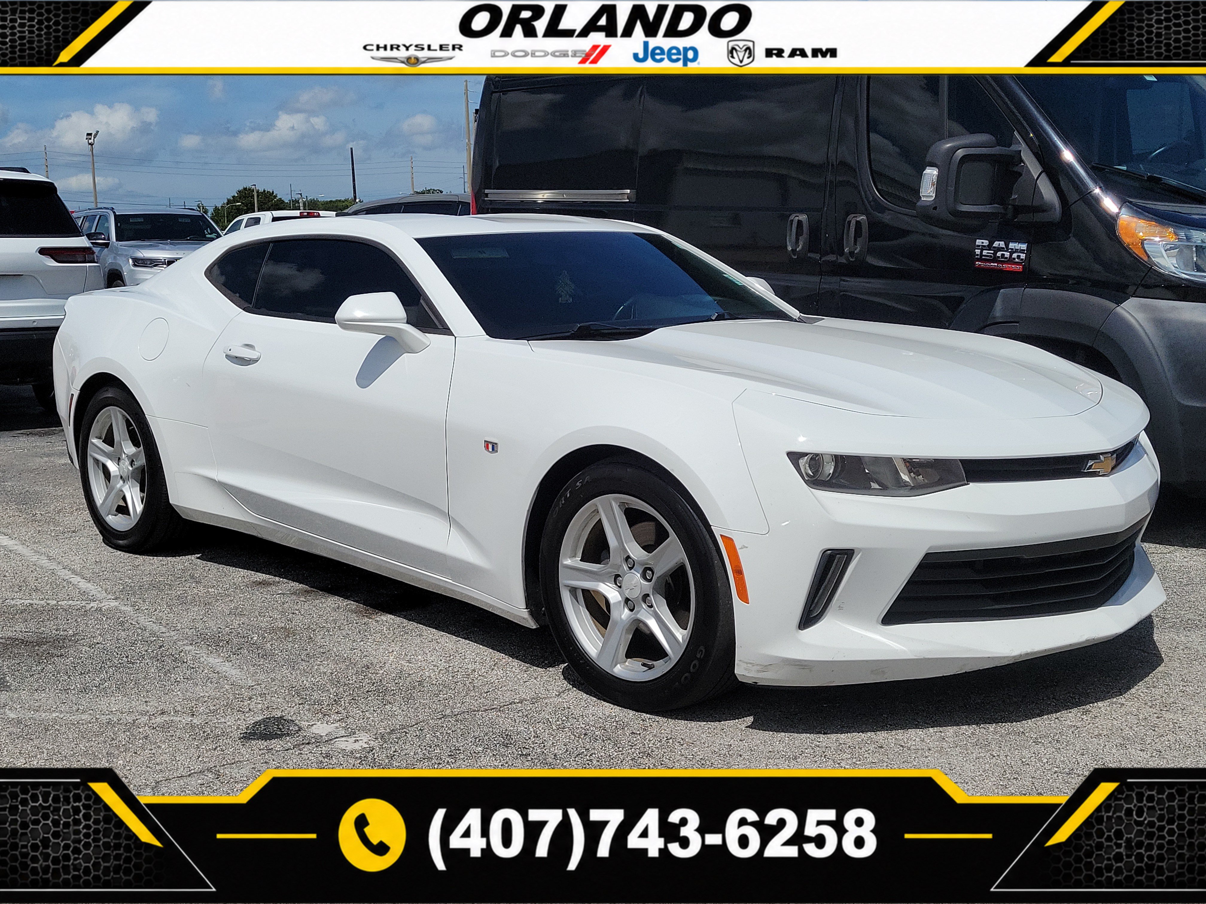 Used 2017 Chevrolet Camaro LT RWD image 1