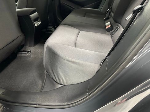 Used 2025 Toyota Corolla LE image 44