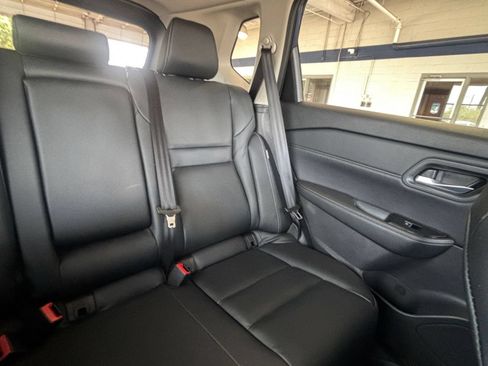 Used 2026 Nissan Rogue SL FWD image 39