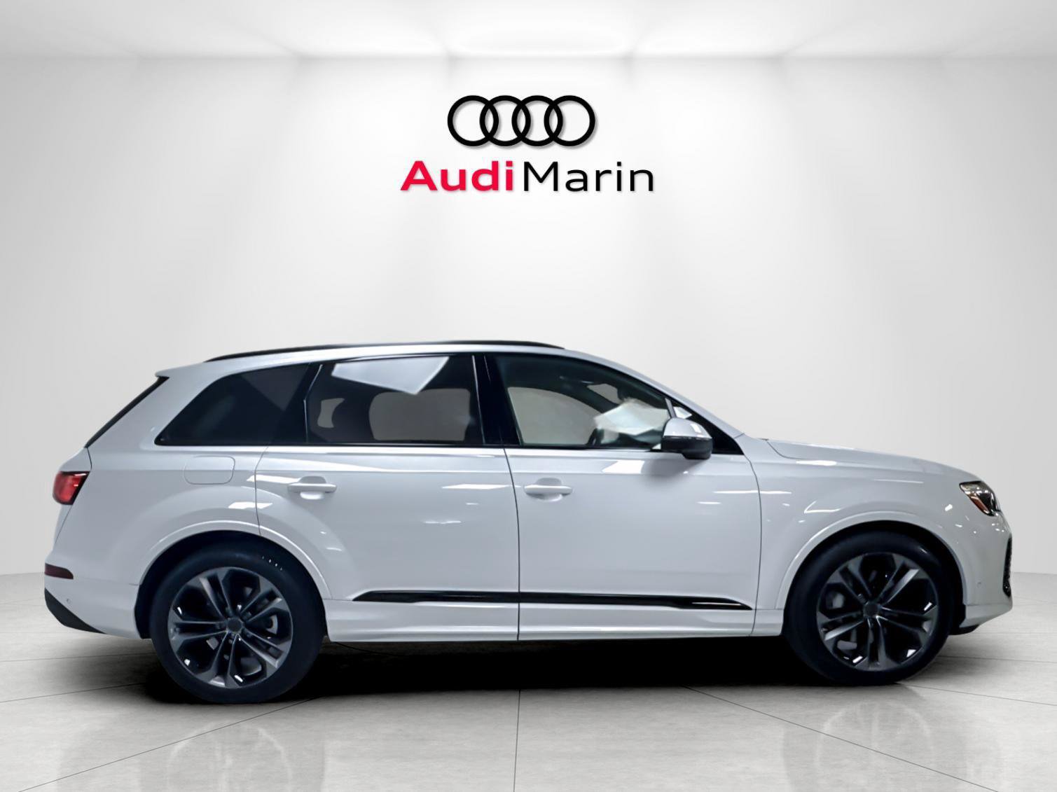 Certified 2026 Audi Q7 3.0T Premium Plus AWD/4WD image 6