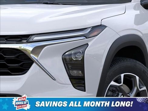 New 2026 Chevrolet Trax LT w/ Driver Confidence Package FWD image 10