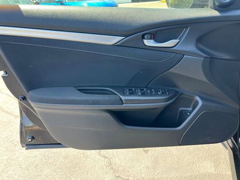 Used 2018 Honda Civic EX-T image 12