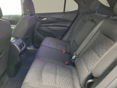 Used 2019 Chevrolet Equinox LT FWD image 18