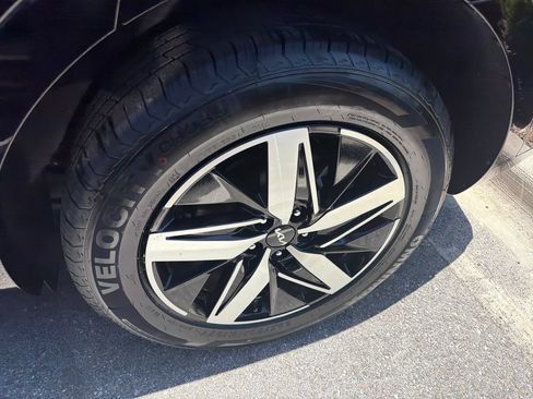 Used 2023 Kia Sorento EX FWD image 15