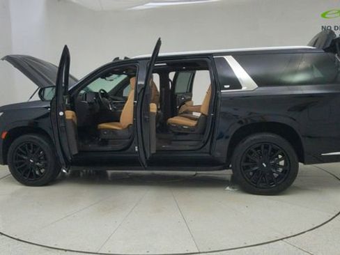 Used 2023 Cadillac Escalade ESV Premium Luxury AWD/4WD image 80