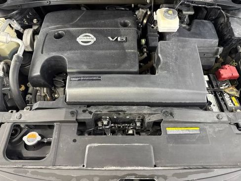 Used 2018 Nissan Murano SV AWD/4WD image 17