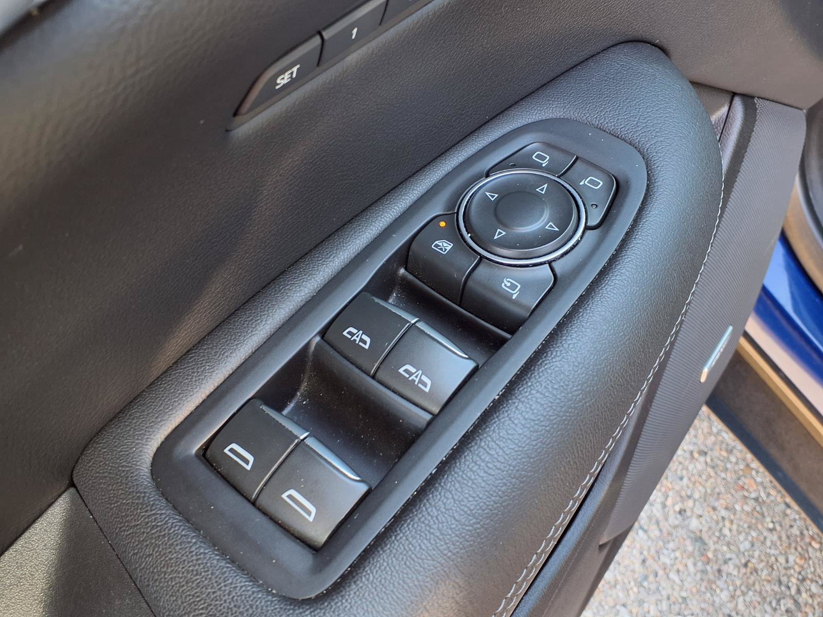 Used 2024 Cadillac XT5 Premium Luxury w/ LPO, Floor Liner Package AWD/4WD image 16
