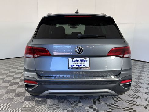 Used 2023 Volkswagen Taos SE FWD image 10