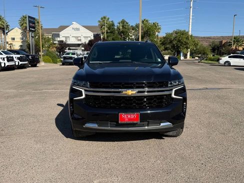 Used 2023 Chevrolet Suburban LS w/ Driver Alert Package AWD/4WD image 2