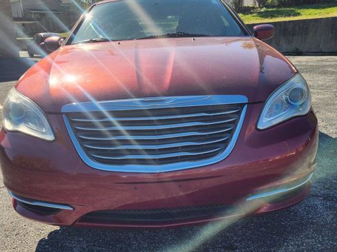 Used 2013 Chrysler 200 Touring image 7