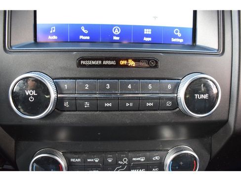 Used 2020 Ford Expedition Limited image 46