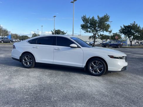 Used 2024 Honda Accord EX image 2