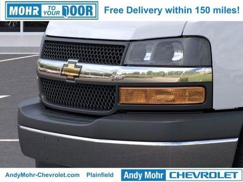 New 2025 Chevrolet Express 3500 LT w/ LT Preferred Equipment Group image 13