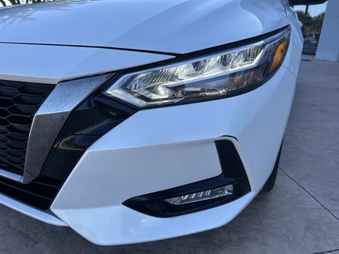 Used 2021 Nissan Sentra SR image 9