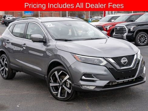 Used 2022 Nissan Rogue Sport SL w/ Premium Package AWD/4WD image 1