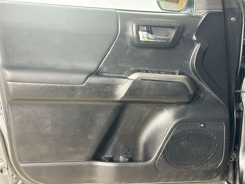 Certified 2021 Toyota Tacoma TRD Off-Road w/ TRD Premium Off Road Package image 16