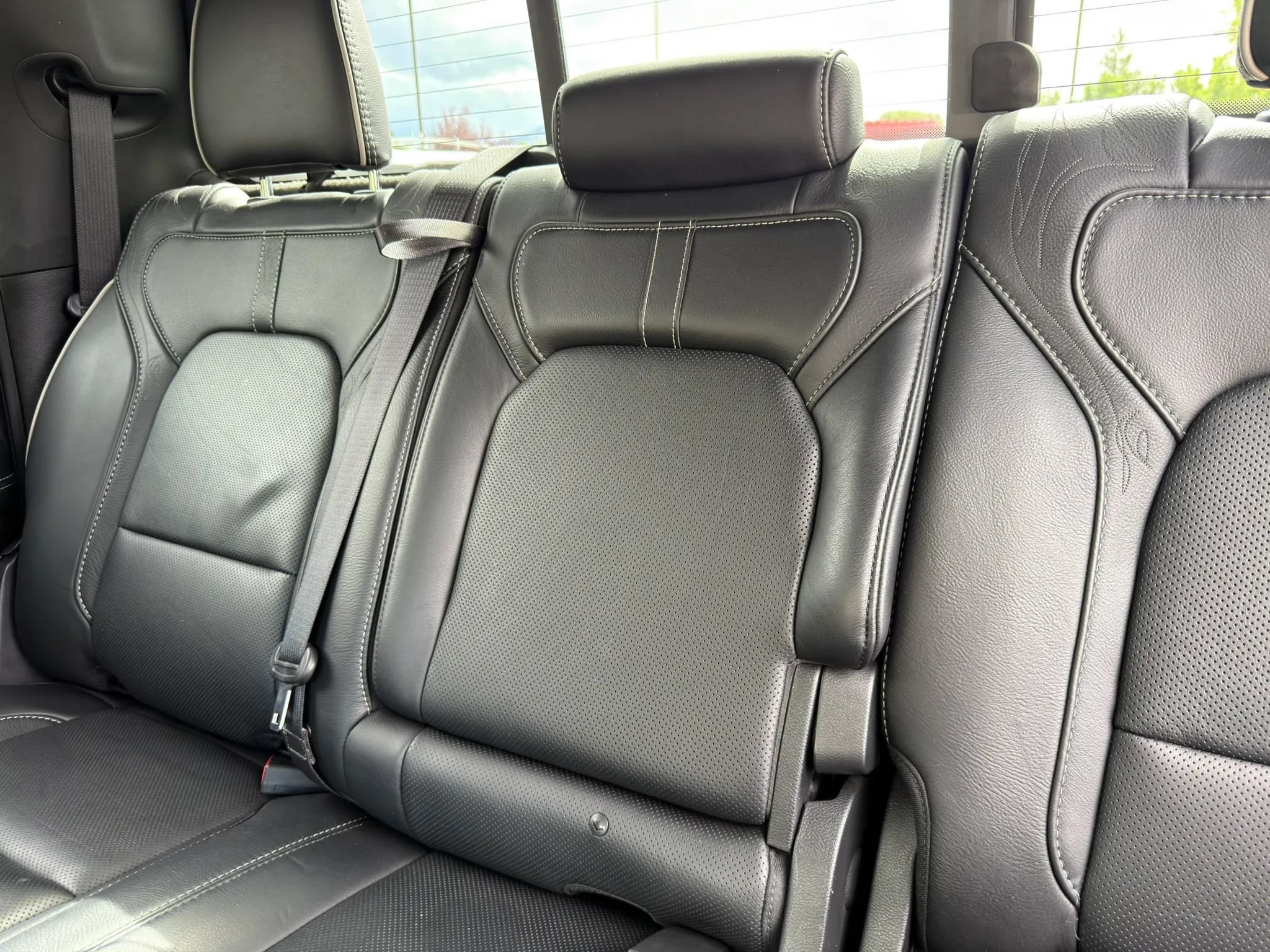 Used 2022 RAM 1500 Limited w/ (RED) Edition AWD/4WD image 27