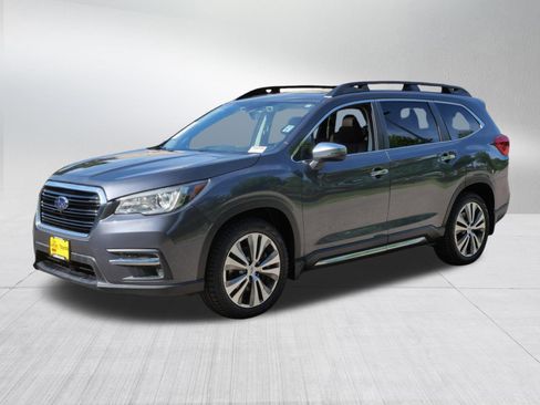 Used 2019 Subaru Ascent Touring w/ Popular Package #2 AWD/4WD image 3