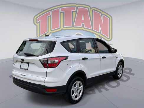 Used 2017 Ford Escape S FWD image 3