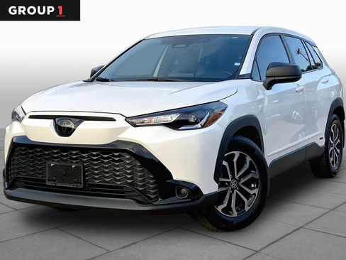 Used 2024 Toyota Corolla Cross AWD Hybrid image 1