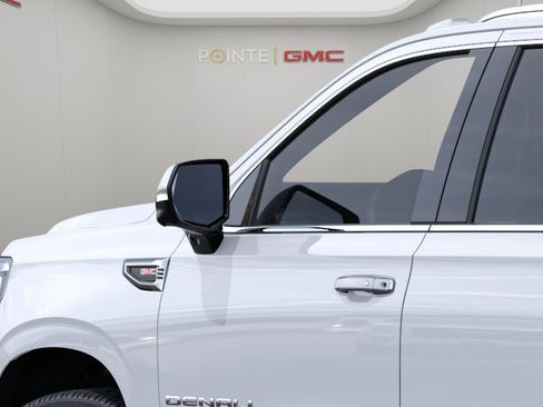 New 2026 GMC Yukon XL Denali w/ Sun & Power Step Package AWD/4WD image 12
