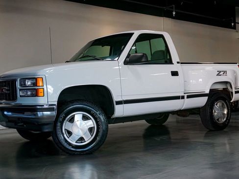 Used 1997 GMC Sierra 1500 4x4 Regular Cab w/ Marketing Option Pkg 3 image 1