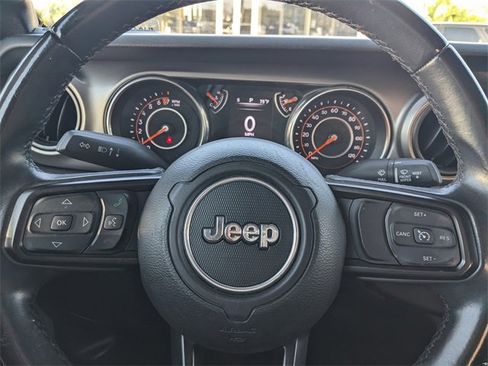 Certified 2018 Jeep Wrangler Sport image 19