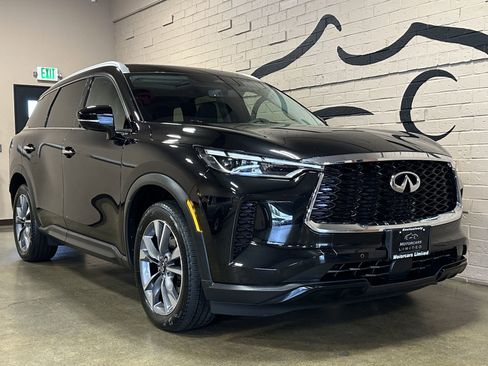 Used 2024 INFINITI QX60 Luxe AWD/4WD image 11
