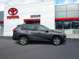 Used 2025 Toyota RAV4 XLE video 2