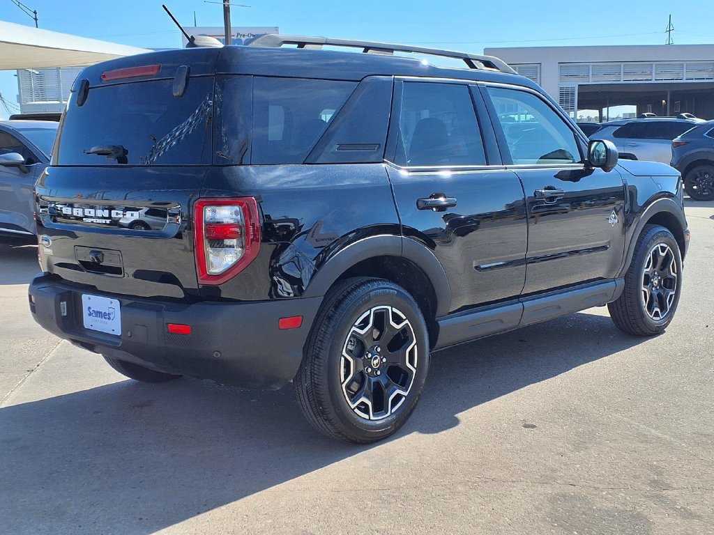 Used 2025 Ford Bronco Sport Outer Banks w/ Outer Banks Tech Package+ AWD/4WD image 8