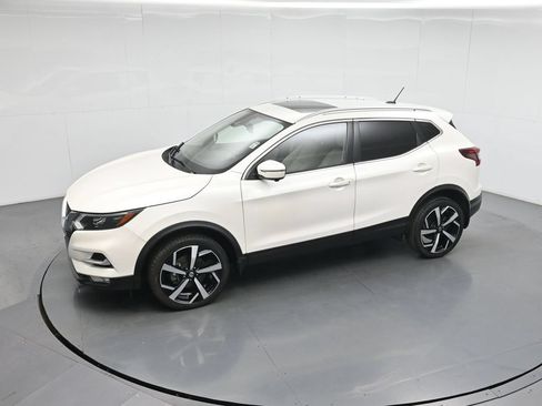 Used 2020 Nissan Rogue Sport SL w/ Premium Package FWD image 46