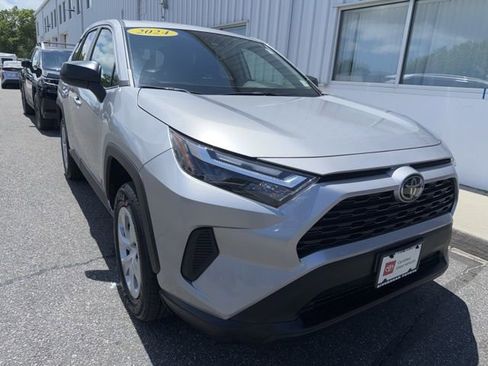 Used 2024 Toyota RAV4 LE FWD image 2