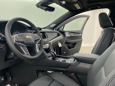 New 2025 Cadillac XT5 Premium Luxury w/ Technology Package image 33