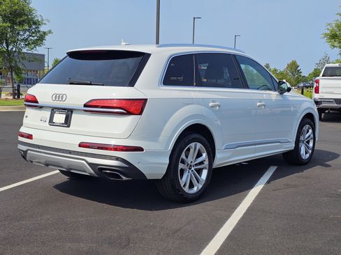 Used 2025 Audi Q7 3.0T Premium Plus AWD/4WD image 9