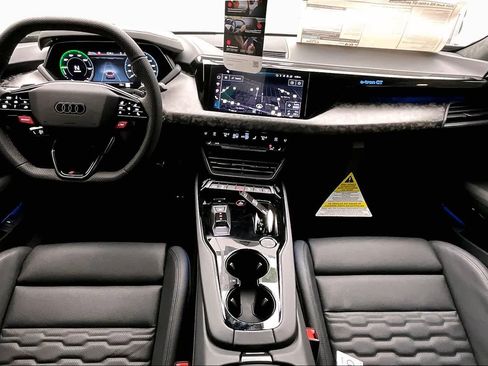 New 2026 Audi RS e-tron GT performance AWD/4WD image 5