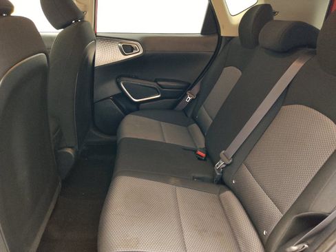 Used 2021 Kia Soul LX FWD image 18