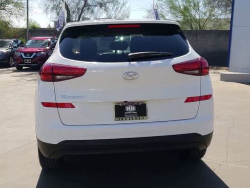 Used 2019 Hyundai Tucson SE image 3