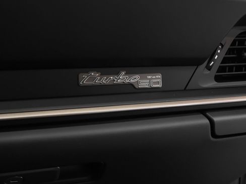 Certified 2025 Porsche 911 Turbo AWD/4WD image 44