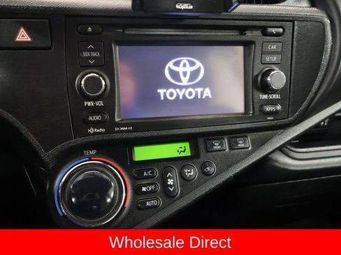 Used 2012 Toyota Prius C One image 18