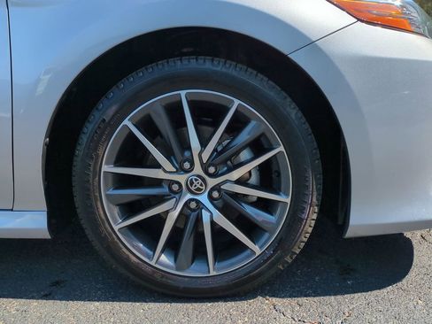 Used 2024 Toyota Camry XLE FWD image 14