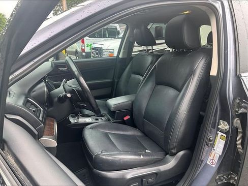 Used 2016 Subaru Outback 2.5i Limited AWD/4WD image 21