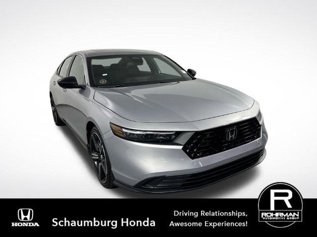 Used 2025 Honda Accord Sport image 3