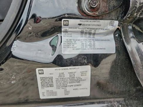 Used 2023 Chevrolet Silverado 2500 Custom w/ Custom Value Package image 12