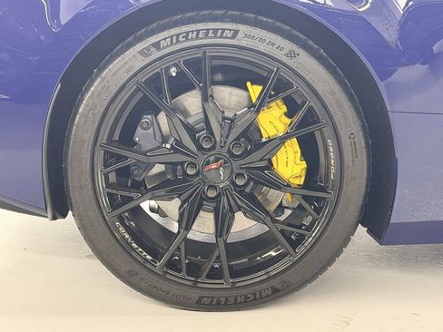 Used 2025 Chevrolet Corvette Stingray Premium Cpe w/ Z51 Performance Package image 20