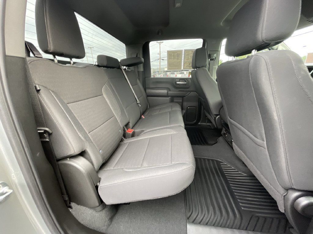 Certified 2026 Chevrolet Silverado 2500 Custom w/ Custom Value Package AWD/4WD image 26