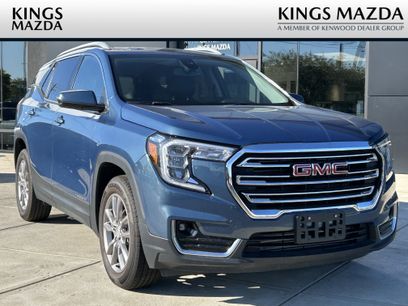 Used 2024 GMC Terrain SLT