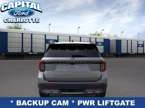 New 2026 Ford Explorer Active w/ Active Comfort Package RWD image 5