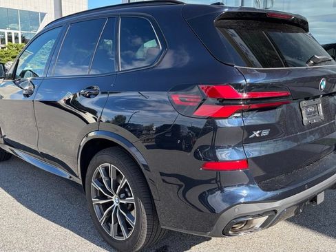 Used 2026 BMW X5 xDrive40i w/ M Sport Package AWD/4WD image 2