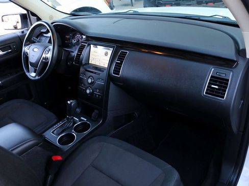 Certified 2018 Ford Flex SEL w/ Class III Trailer Tow Package image 33